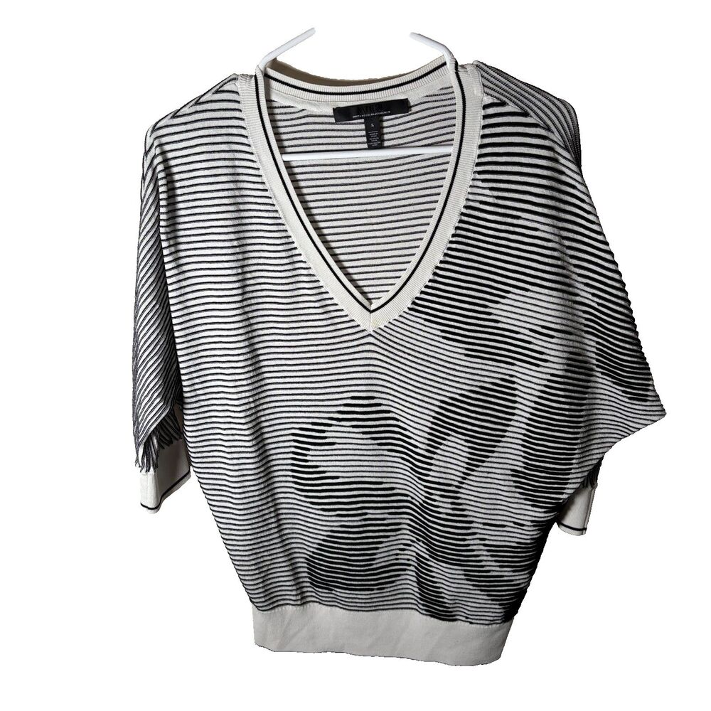 White House Black Market Sweater Blouse Women's Small V-Neck Floral Slouchy